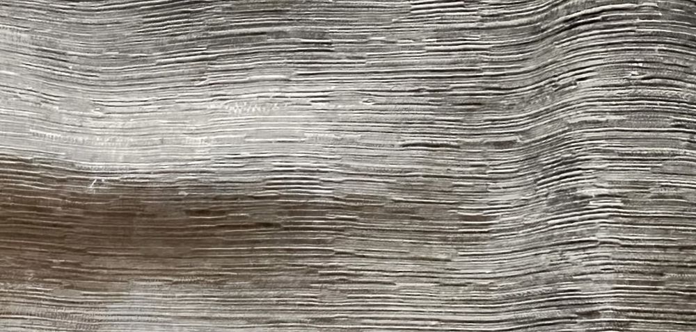 Mała czarna. Jedwab, len. L.