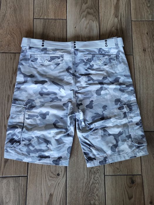 Krótkie spodnie męskie GUESS