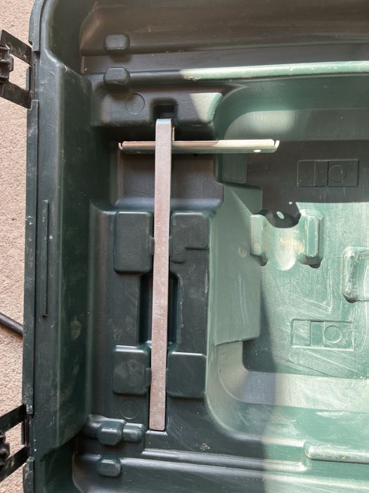 Serra Elétrica Circular HITACHI (235 mm)