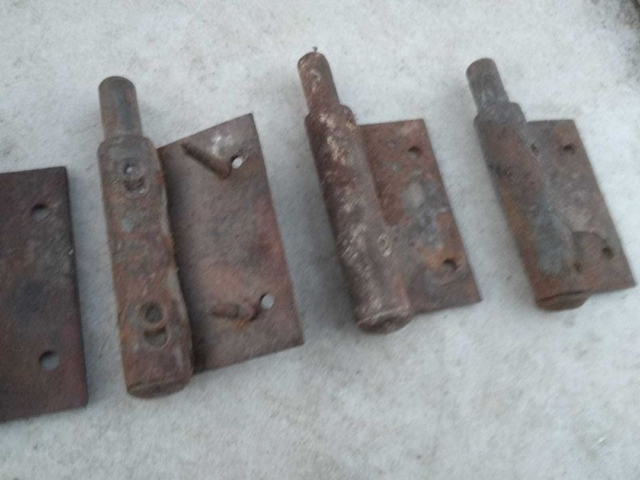 Zawias stalowy trzpień 8mm