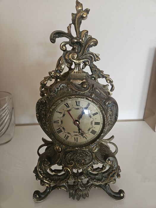 Relogio antigo em ferro