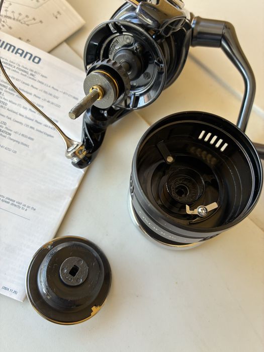 Carreto de spinning Shimano Twin Power XD C5000XG-B Como Novo — Usado 2x — Estado Irrepreensível — 340€ Fixo made in Japan