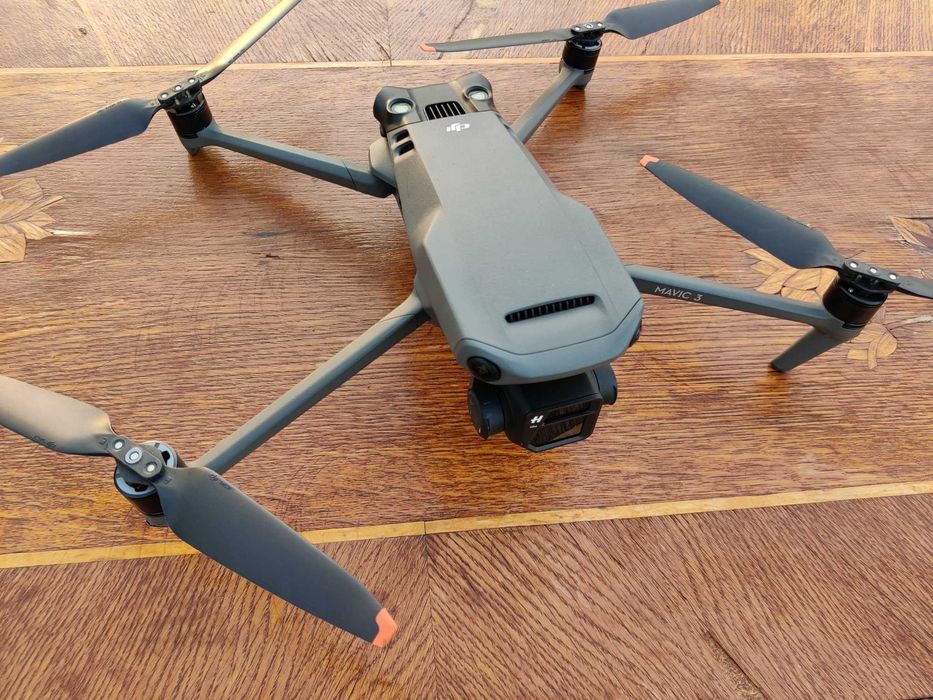 Дрон DJI Mavic 3 квадрокоптер drone БПЛА Мавік Mavik 28X Zoom