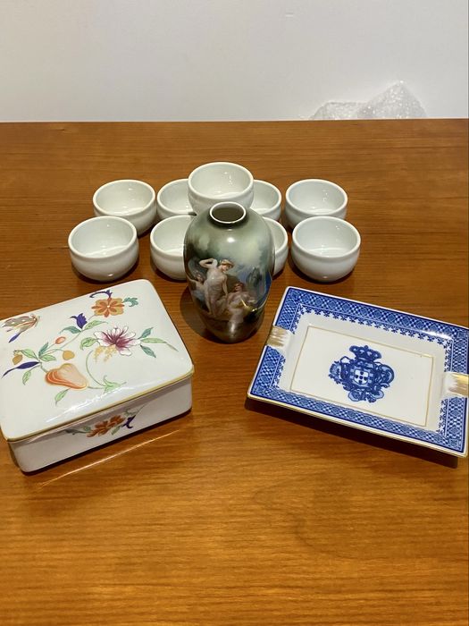 12 Peças de Porcelana
