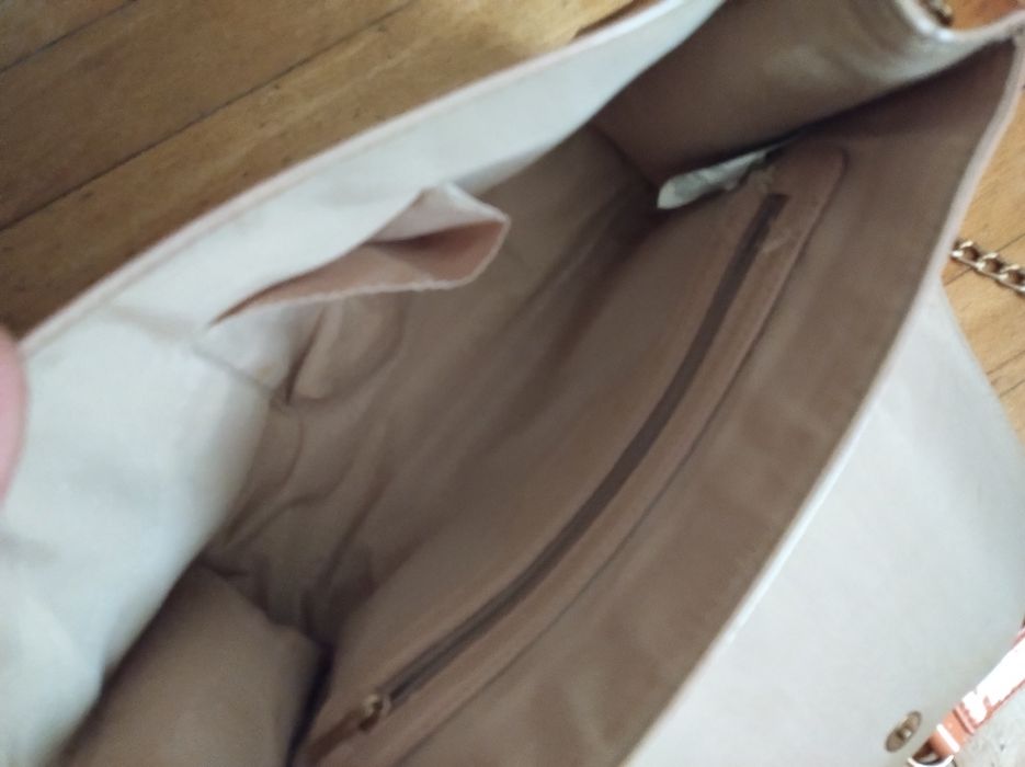 Lakierowana Torebka Mohito