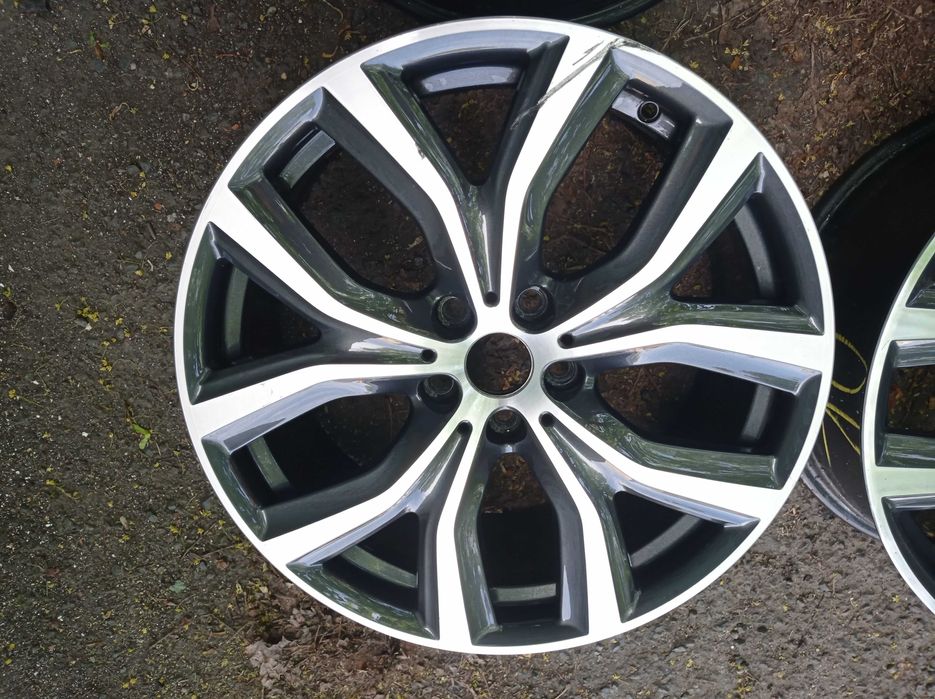 Felgi aluminiowe Alufelgi koła BMW 19 5x112 X1 f48 X2 f39 OEM oryginalne