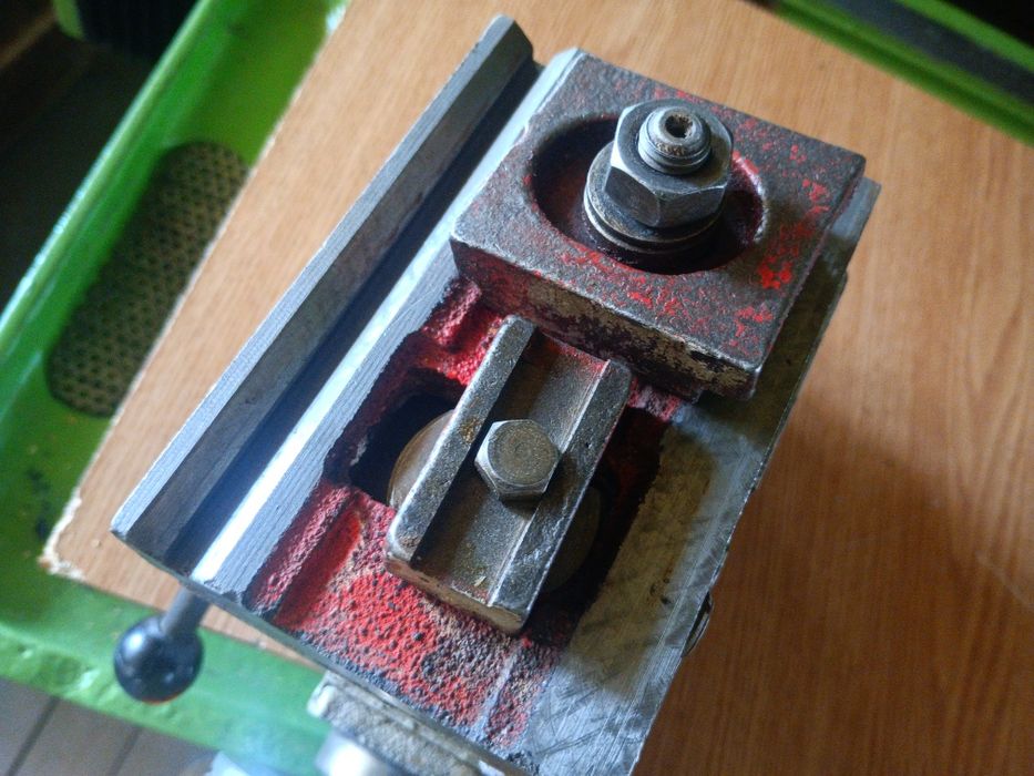 Задня бабка токарного ТВ7, різцетримач на тв7