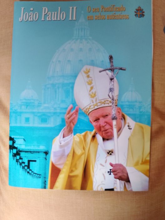 João Paulo ll - O seu pontificado em selos autênticos.