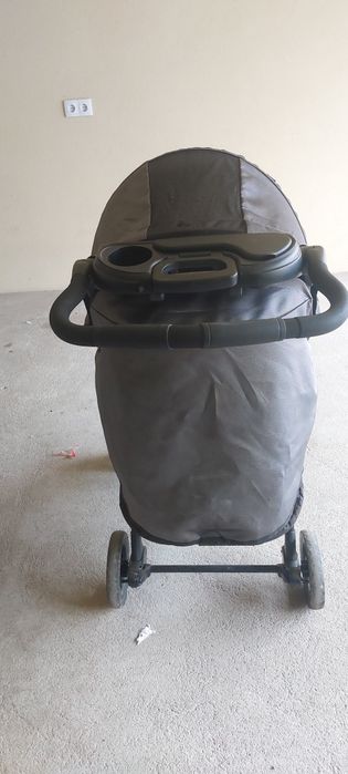 Carrinho bebé usado em bom estado