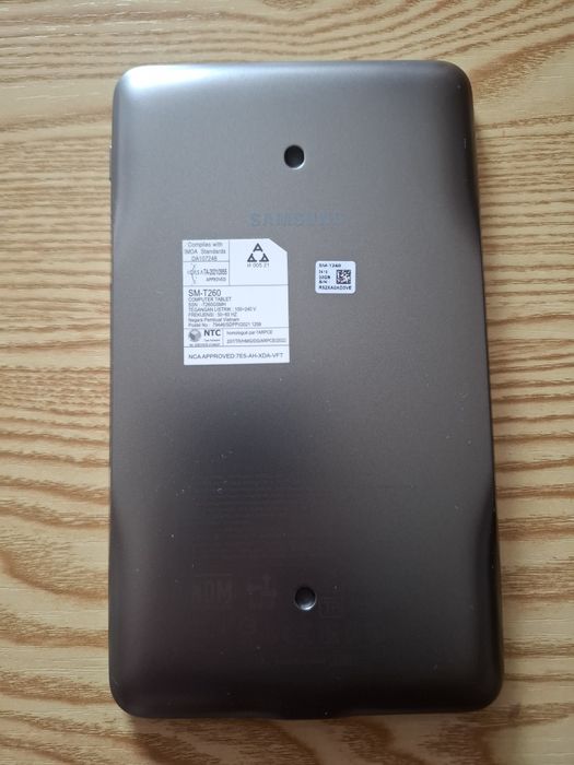 Mercedes AMG - tablet sterujący Samsung - podłokietnik