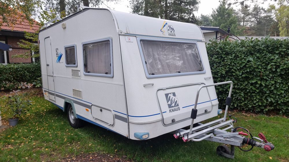 przyczepa kempingowa Knaus440,4 os. z przedsionkiem,2000r,DMC1200kg