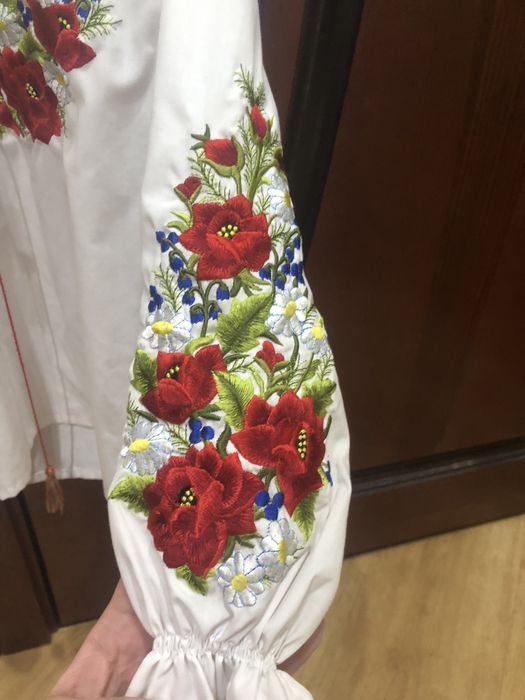 Вишиванка для дівчинки