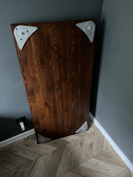 Blat z drewna biurko