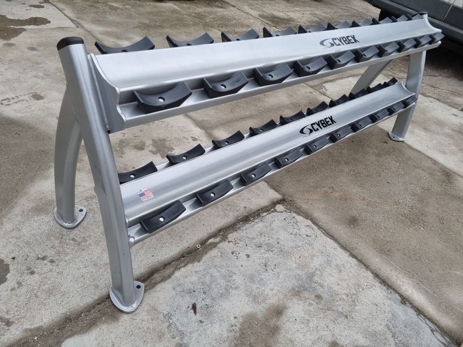 Profesjonalny Stojak na hantle Cybex