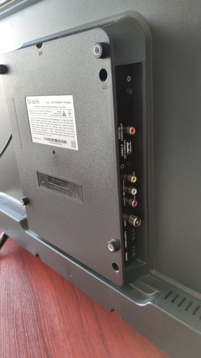 Bravis led 32G5000