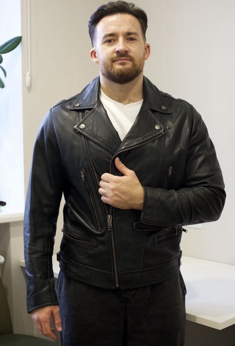 Шкіряна куртка Mango розміру XL від Ігоря Коваля