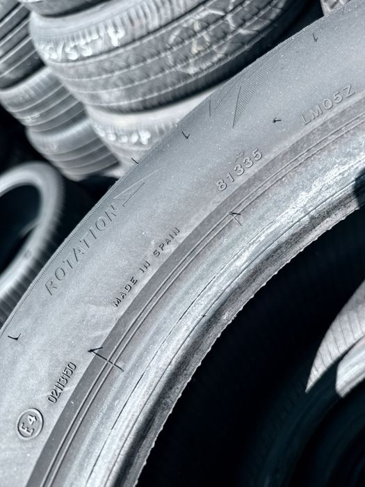 235 55 18 Bridgestone Blizzak LM005 85% 2024 Шини Зима