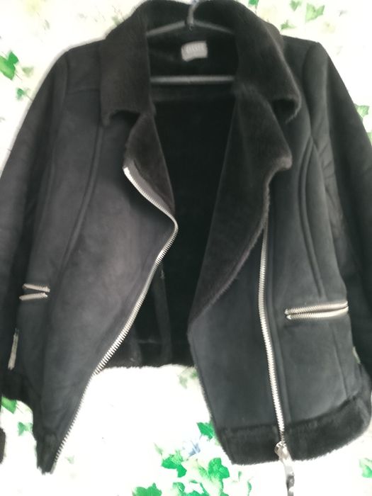 Продам куртку жіночу