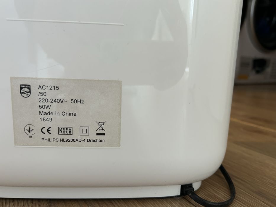 Oczyszczacz powietrza PHILIPS AC1215 /50