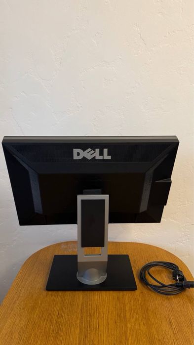 Продам монітор Dell
