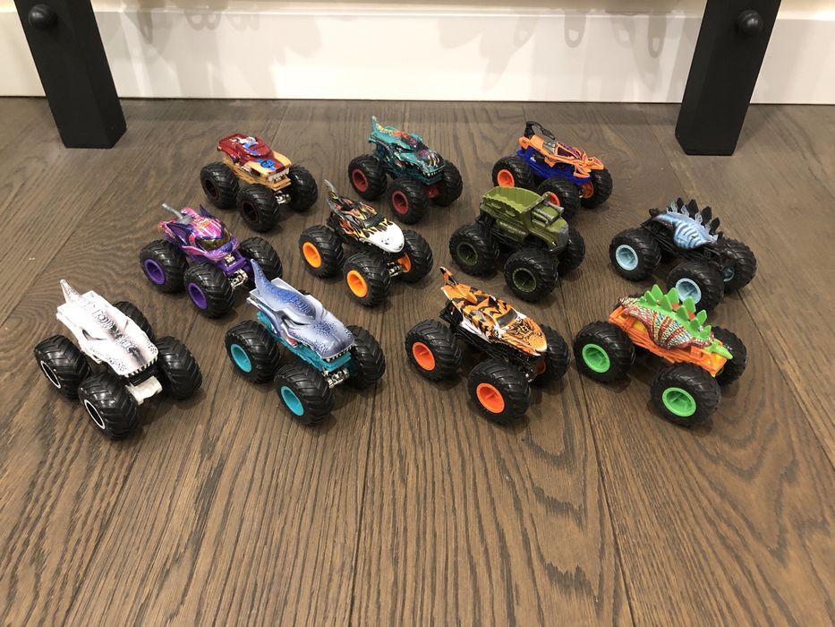 Monster Truck Hot Wheels