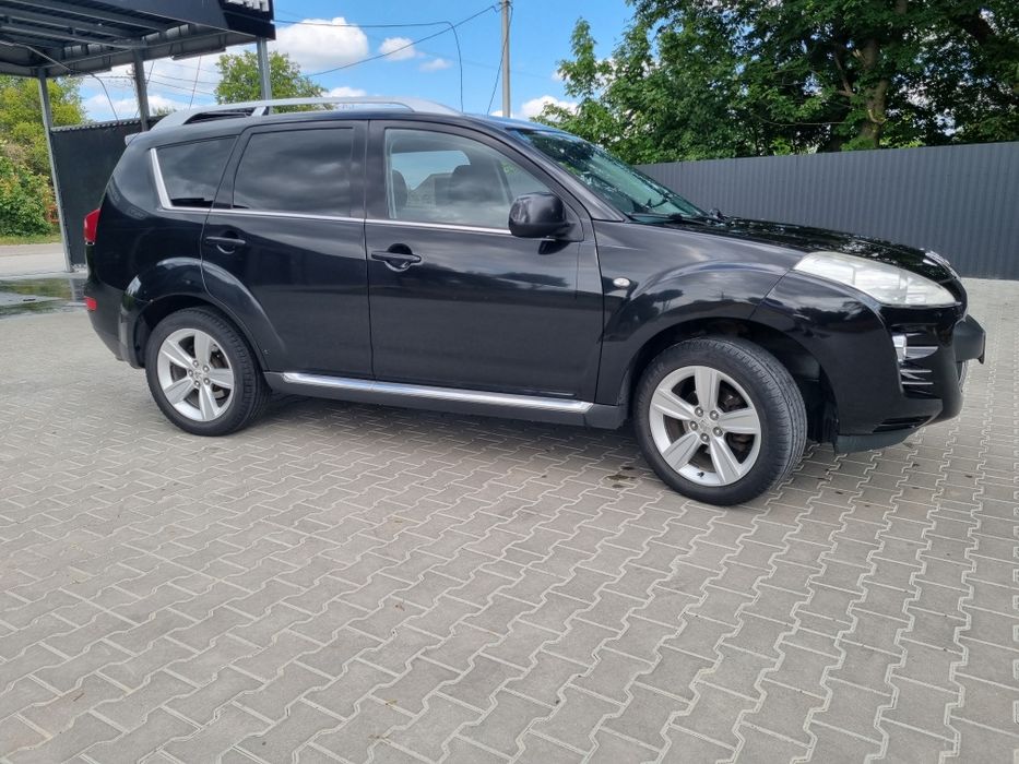 Peugeot 4007 2010 р.2.2 дизель автомат.