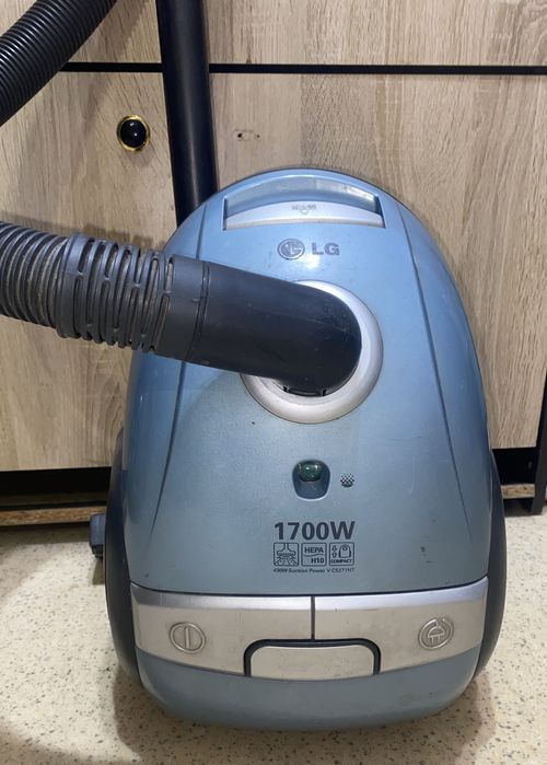 Пилесос Lg До 1700w МОДЕЛЬ: V-C5271NT