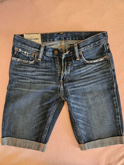 Krótkie spodenki i T-shirty GUESS i ABERCROMBIE z USA, rozm, 12-14 lat