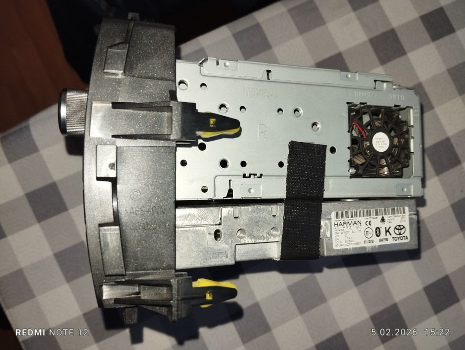 Radio Toyota Auris 2