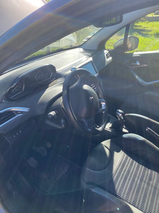 Peugeot 208 HDI 1,6 92ch Allure