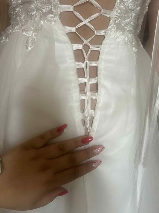 Suknia slubna rozmiar 40