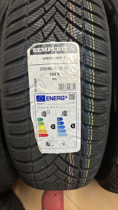 225/60/18 Semperit Speed Grip 5