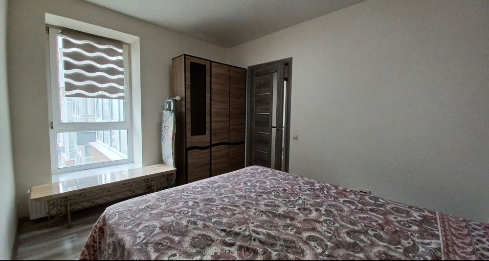 Здається 2х км в центральній частині!!!