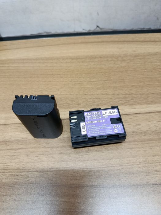 Podwójna ładowarka  / powerbank + 2 szt. Akumulator LP-E6H