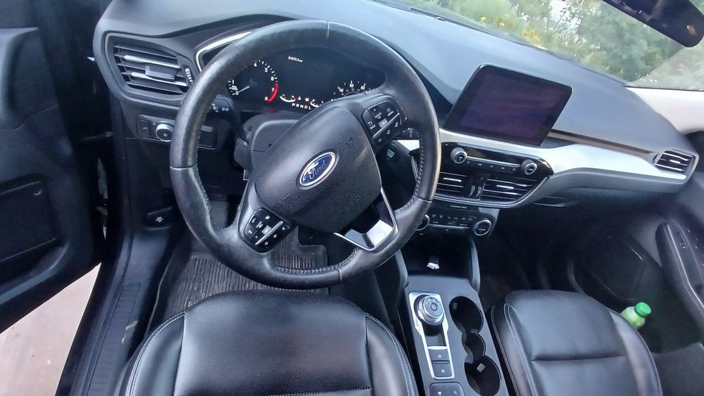 Ford Escape SEL (2020 рік)