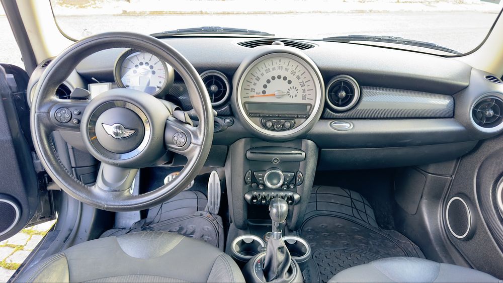 Mini cooper s de 2011 caixa automatica 184 cv