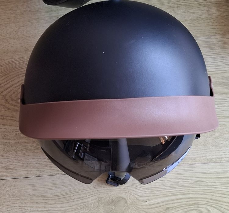 Capacete bicicleta com viseira