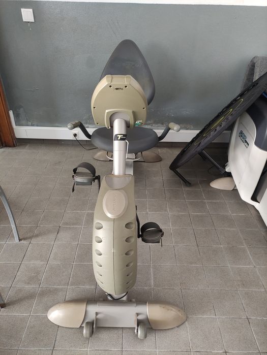 Bicicleta elétrica.