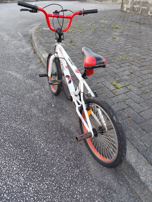 Bicicleta em bom estado