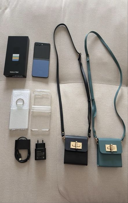 Samsung Galaxy Z Flip 5 - 6.7" 256GB/ 8GB Dual SIM Azul