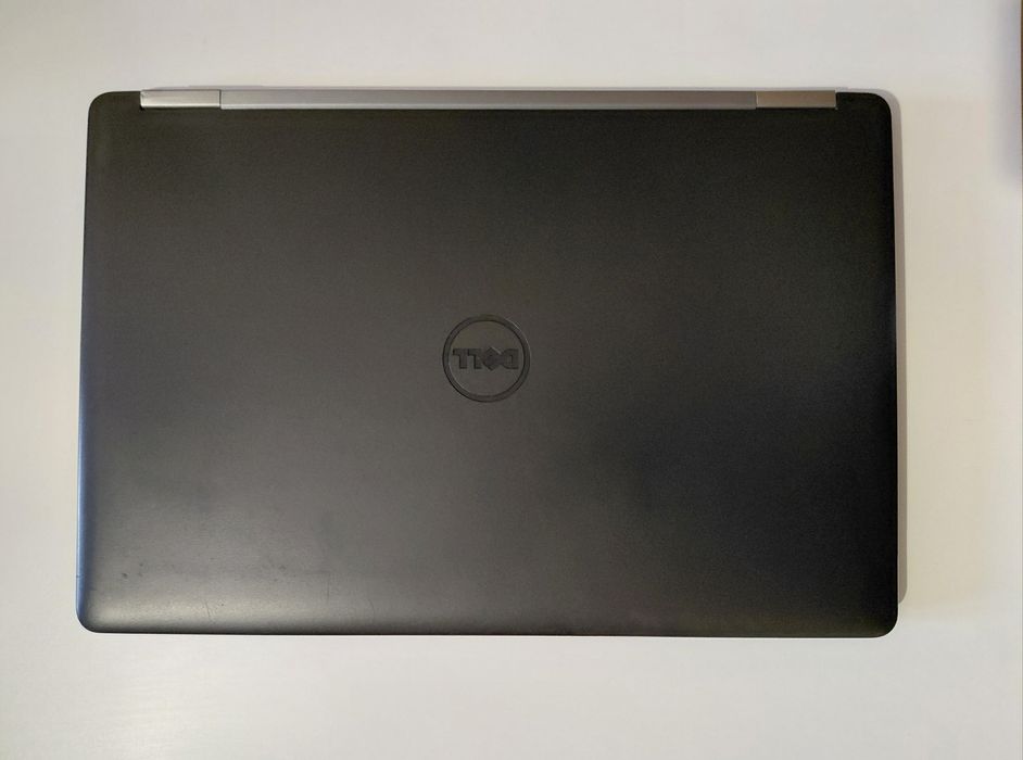 Ноутбук DELL latitude E5570