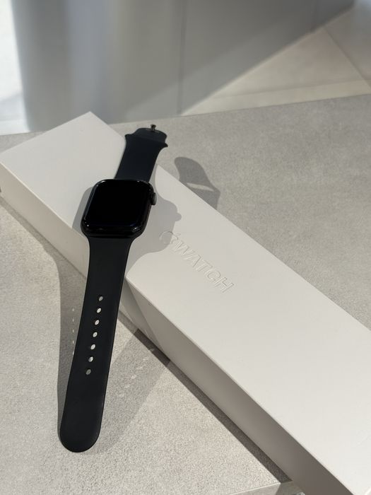 Б/У Apple Watch S8 45mm Midnight MNP13 Стан 10/10