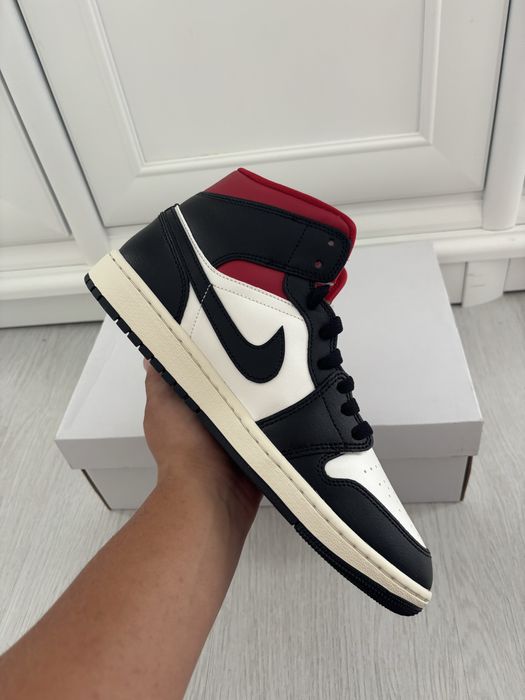 Nike Air Jordan 1 Mid Gym Red Panda 43 sneakers streetwear