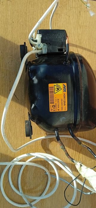 Sprzedam kompresor HXK12AAl oraz EDA TYP SH-10, silnik SOLE typ SH-10