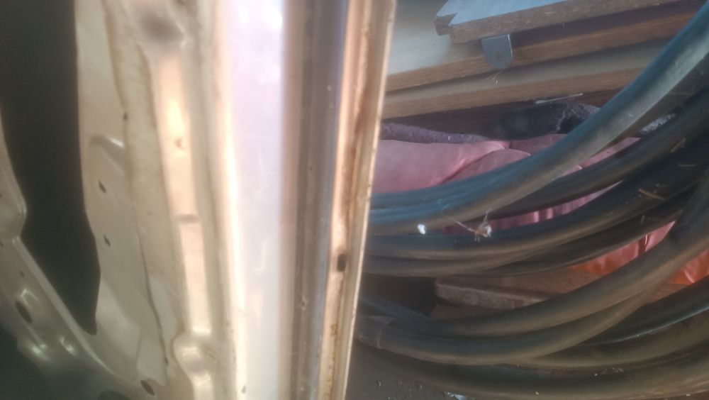 Продам дверки праві передні до автомобіля Ланос.