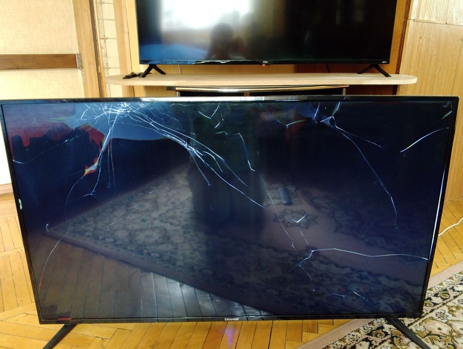 Продам телевизор