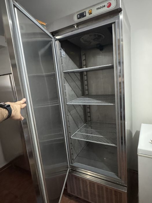 Congelador inox fagor vertical