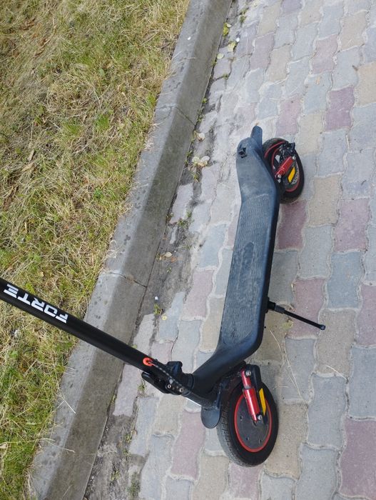 Електросамокат Forte M1 MAX