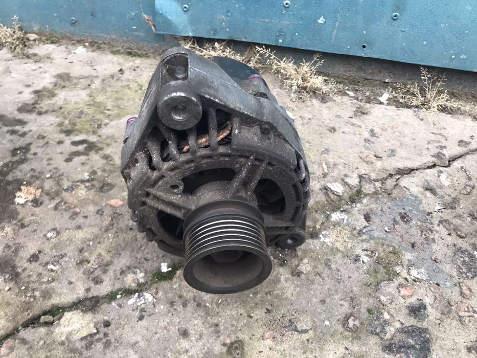 Продам генератор на ваз 2110-2115