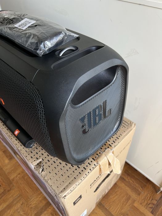 Vendo coluna JBL On-The-Go com microfone e caixa, como nova!!